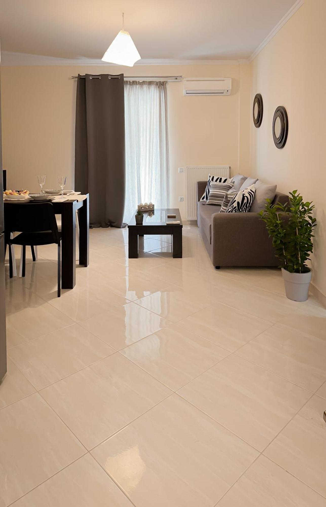 Sun N' Salt I Apartment 托隆 外观 照片